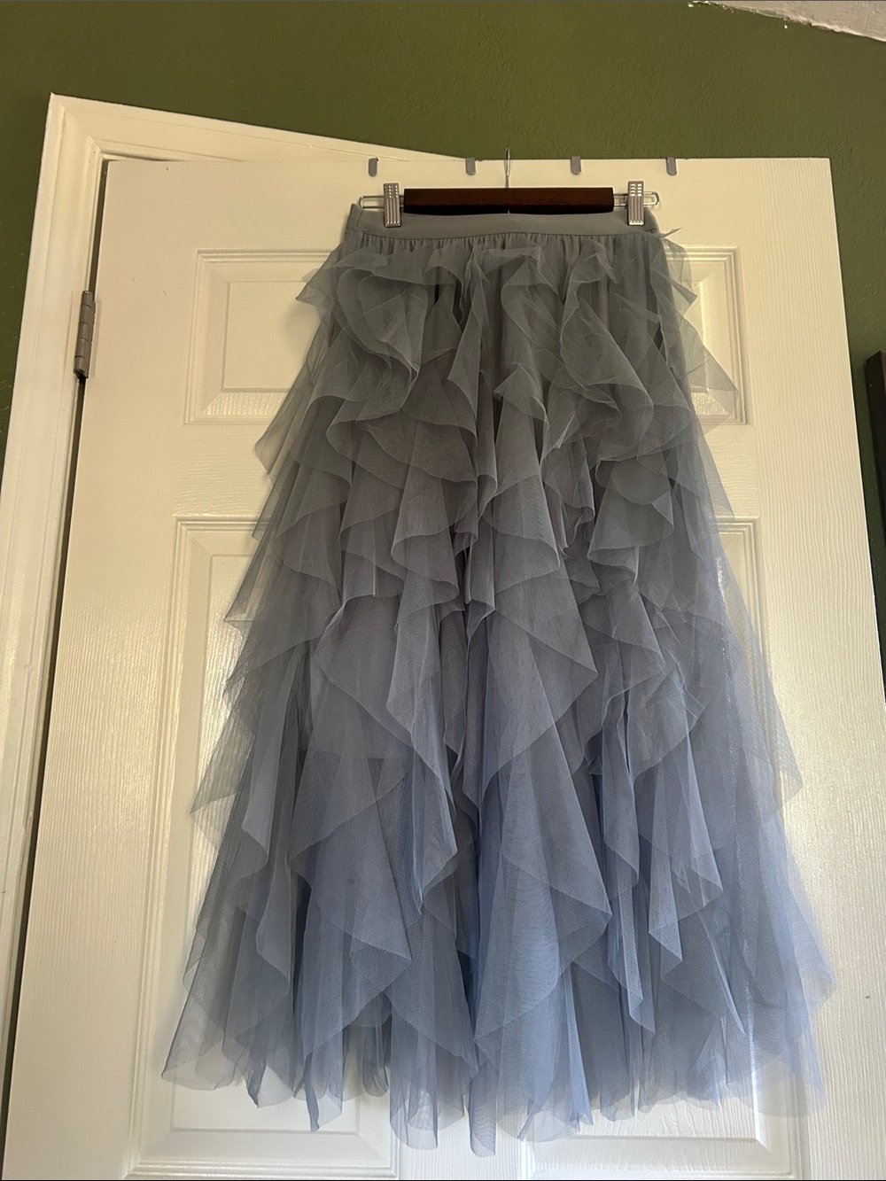 Layered Ruffle Tulle Maxi Skirt — Gray